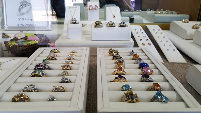 Estate jewelry Sale, Save big on Previous Owned Jewelry in