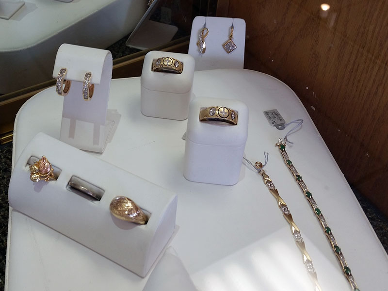 Estate jewelry Sale, Save big on Previous Owned Jewelry in Phoenix AZ